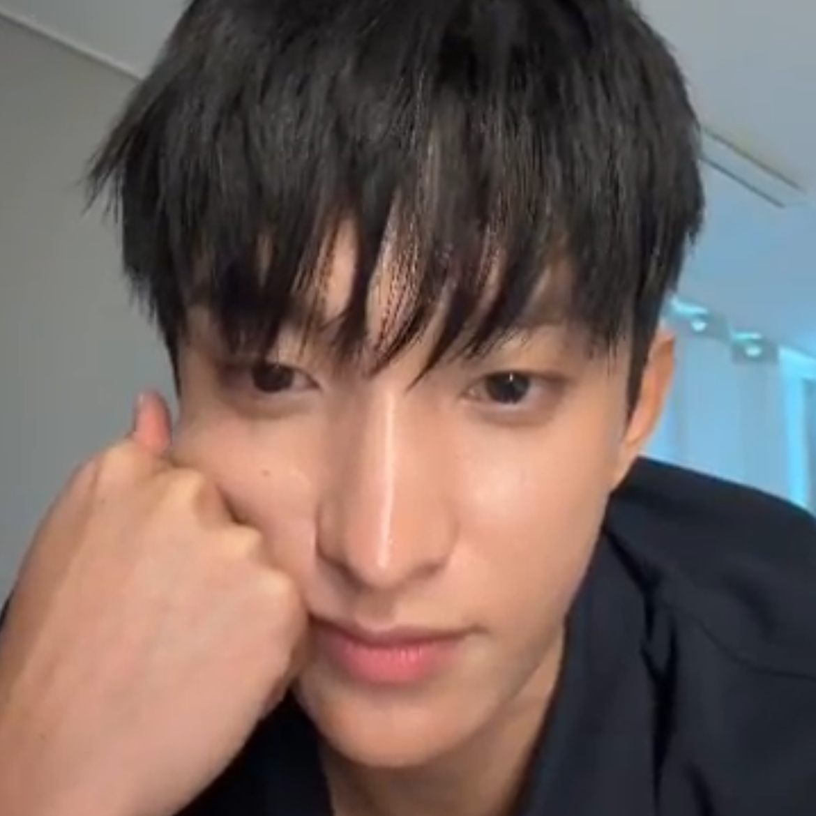Behind-the-scenes cut of DK (SEVENTEEN)