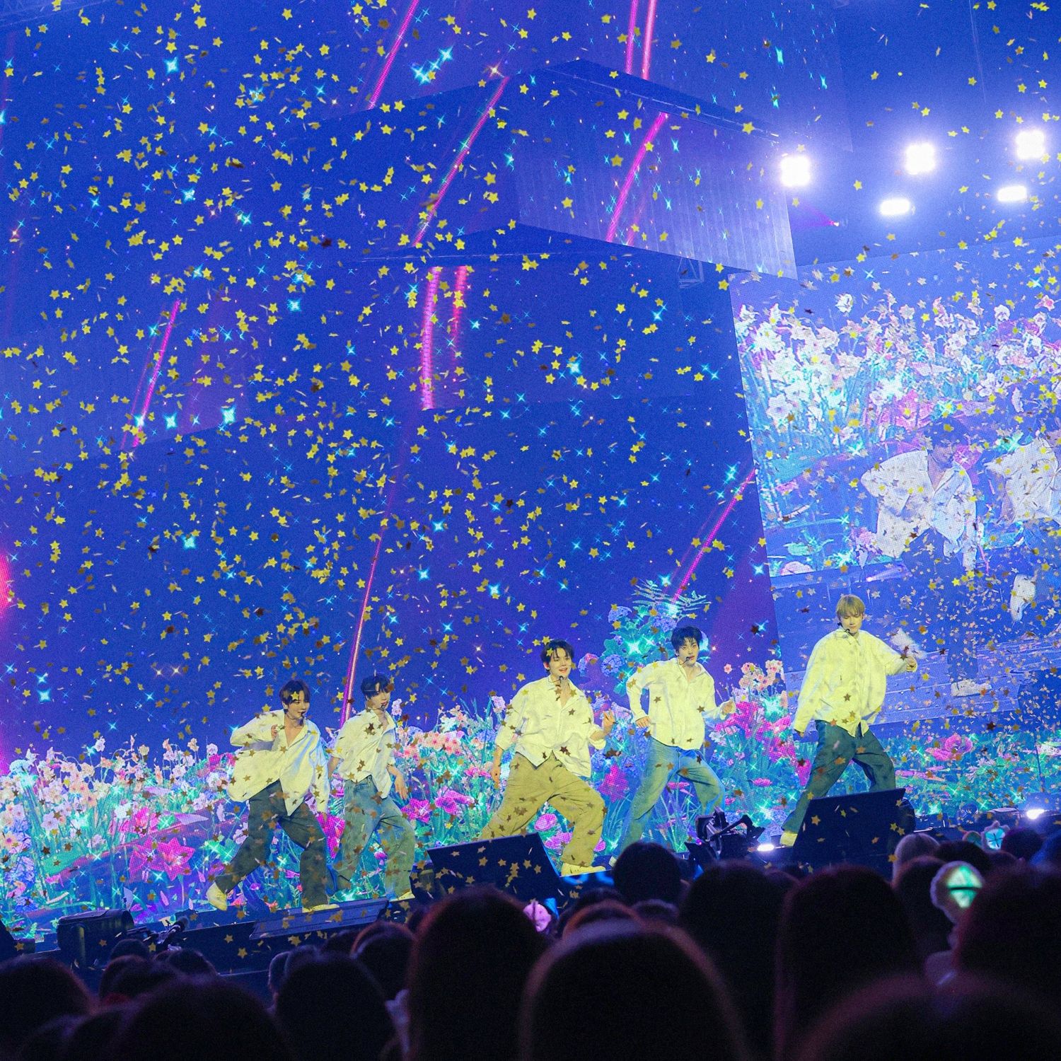 A moment captured by TOMORROW X TOGETHER's fan