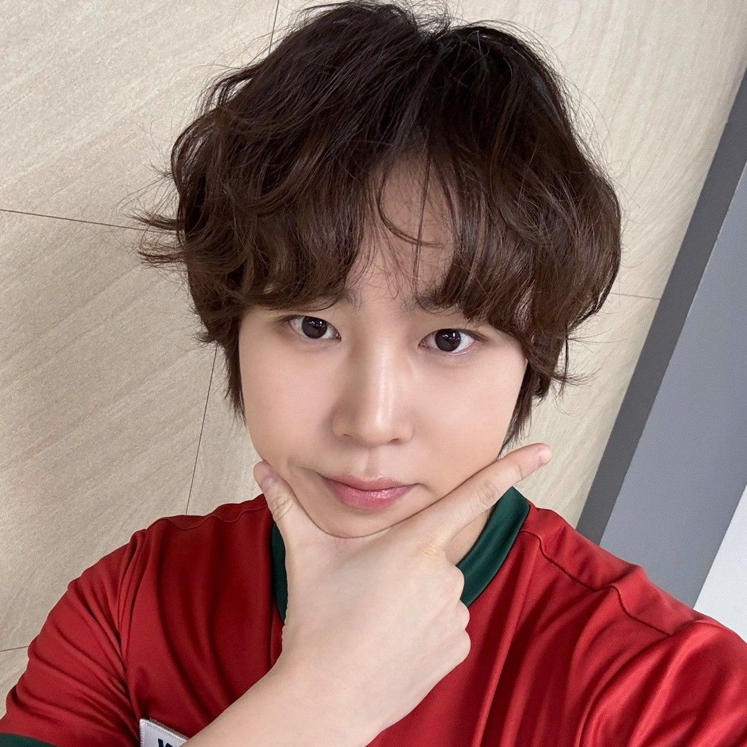 Behind-the-scenes cut of Ha Sungwoon