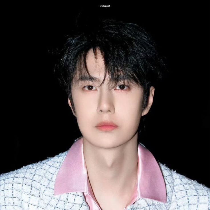 Behind-the-scenes cut of Wang Yibo