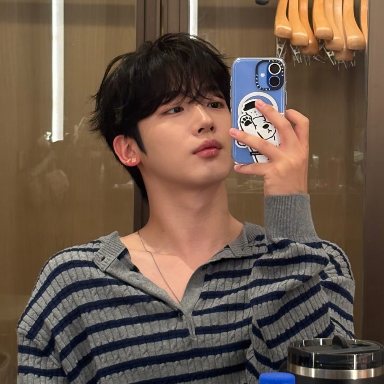 Behind-the-scenes cut of Kim Yohan (WEi)