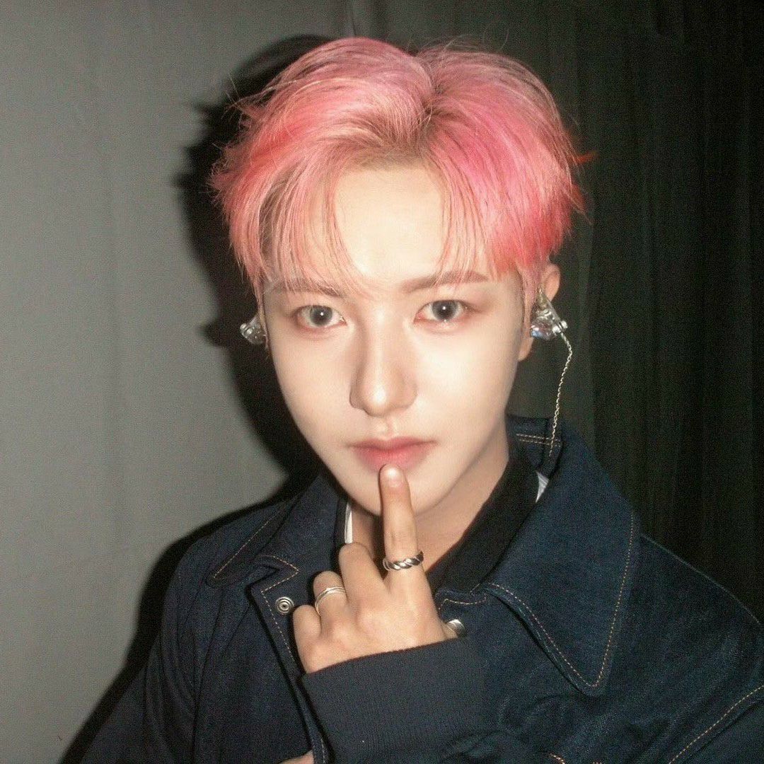 Recent activity shot of Renjun (NCT DREAM)
