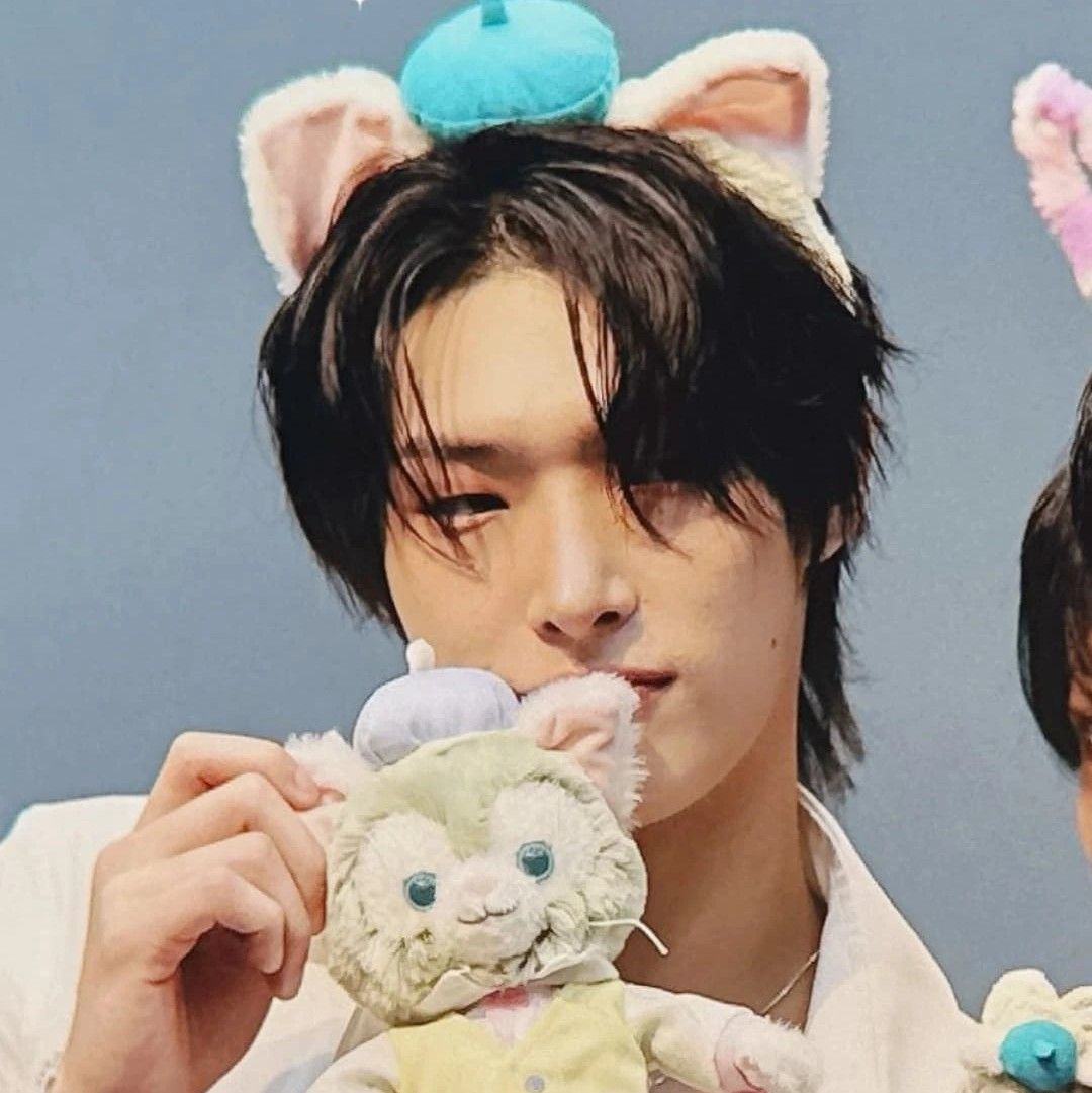 Behind-the-scenes cut of Mingi (ATEEZ)