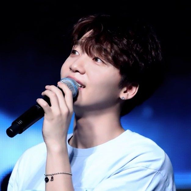 Recent activity shot of Jeong Sewoon