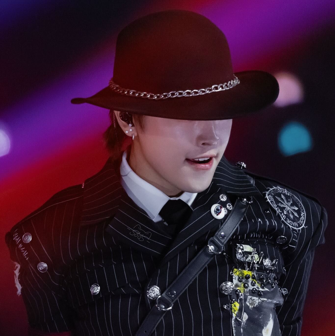 에이티즈의 비하인드 컷