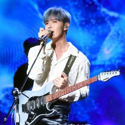 Foto aktivitas terbaru Kim Jaehwan
