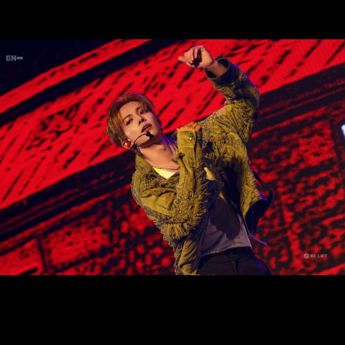 Foto aktivitas terbaru Heeseung (ENHYPEN)