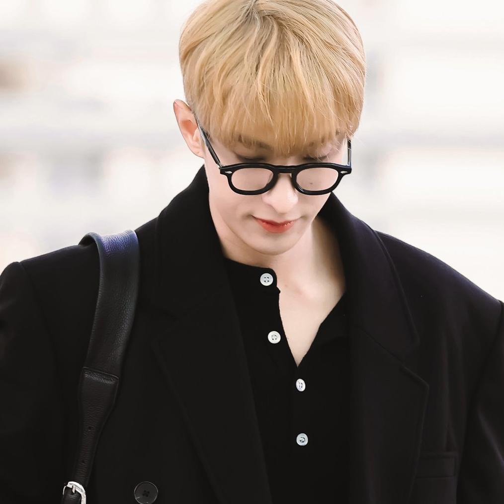 Foto terbaru DK (SEVENTEEN)