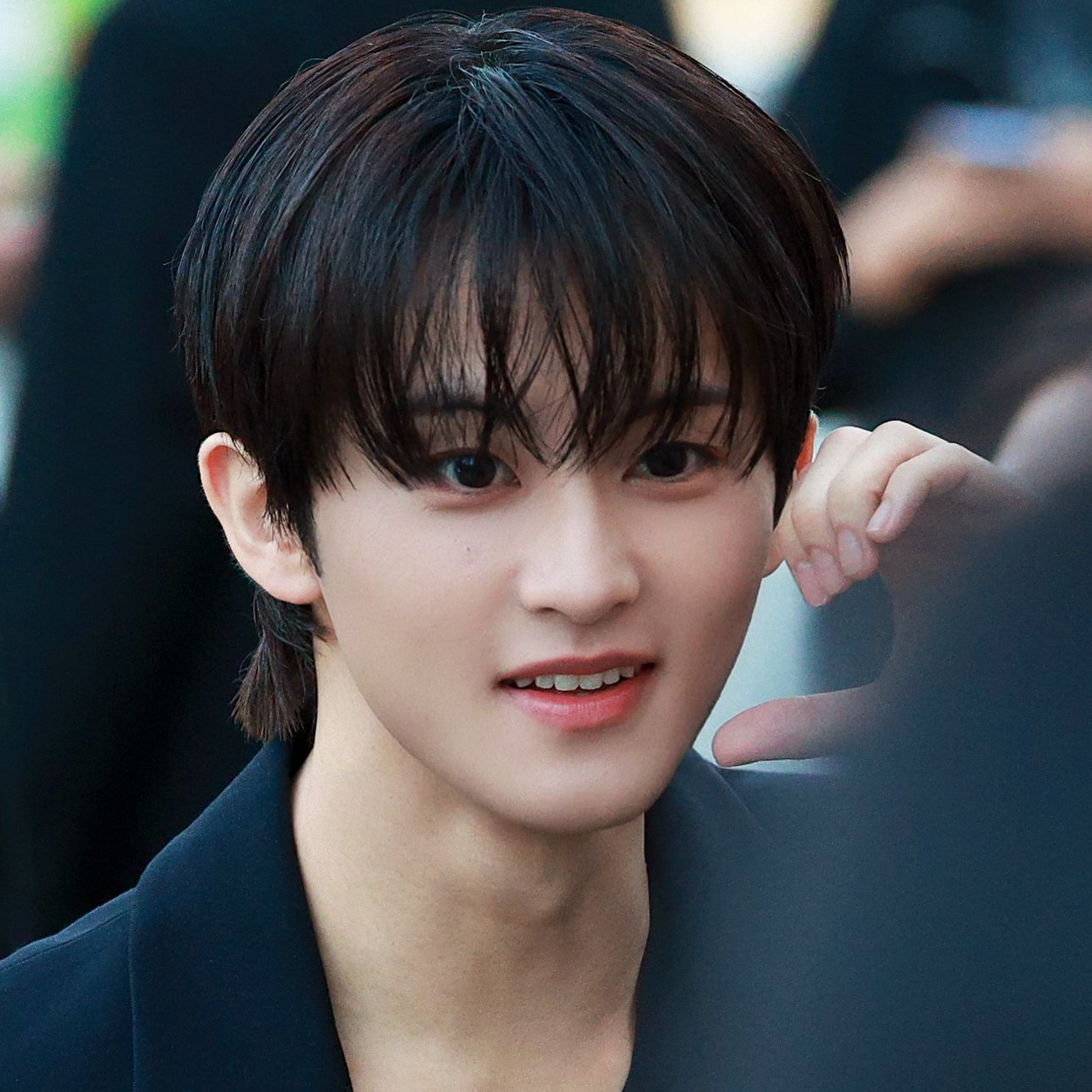 A moment captured by Mark (NCT 127, NCT DREAM)'s fan