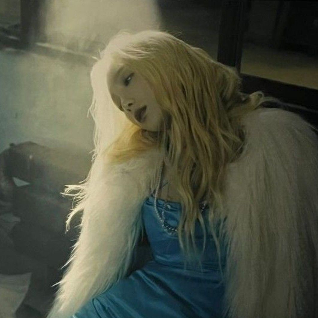 Behind-the-scenes cut of Taeyeon (Girls' Generation)