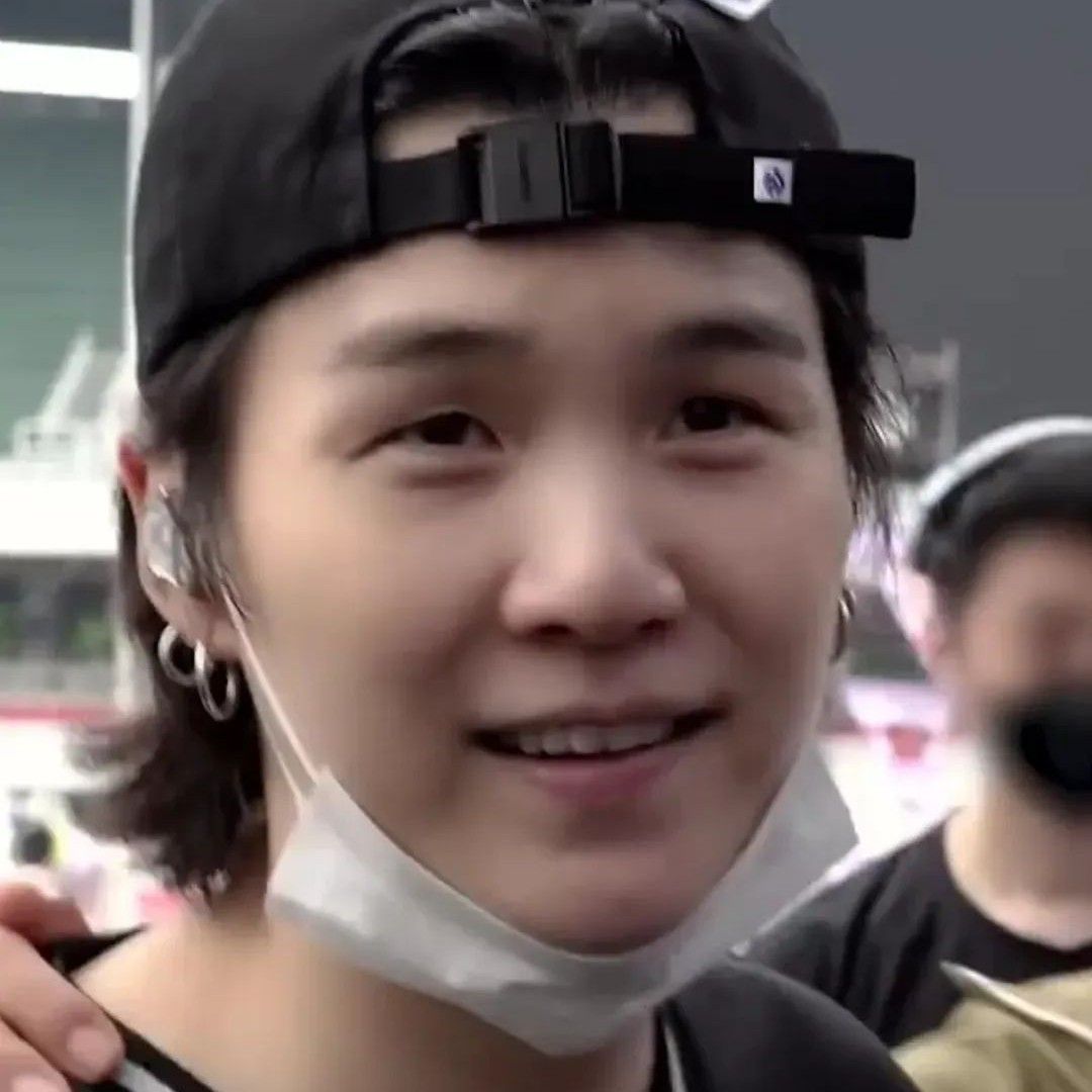 A moment captured by SUGA (BTS)'s fan