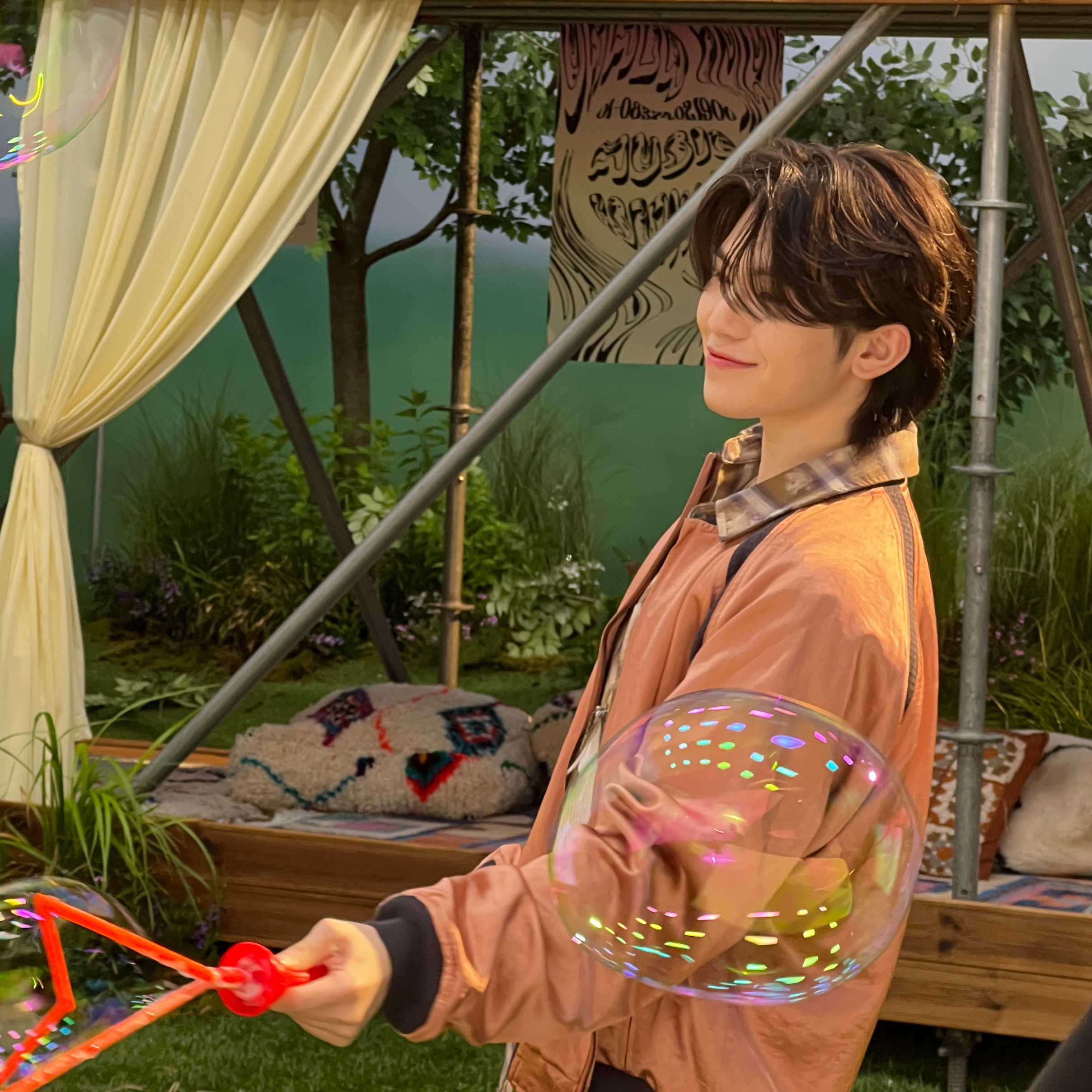 Woozi (SEVENTEEN)的最新活動照片