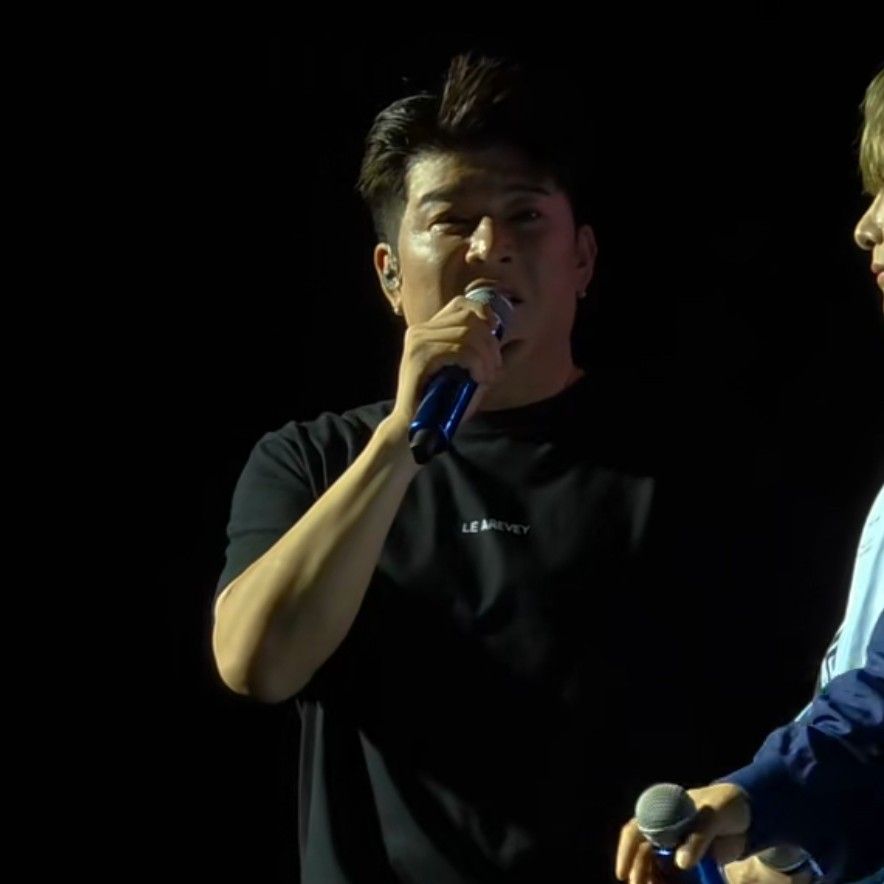 Latest photo of Shindong (Super Junior)