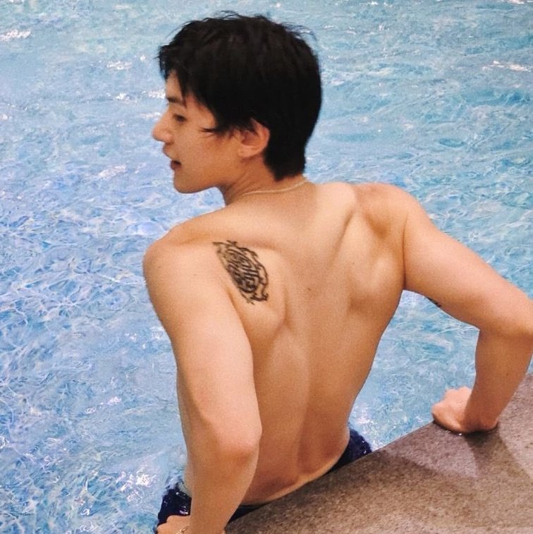 Recent activity shot of Seok Matthew (ZEROBASEONE)