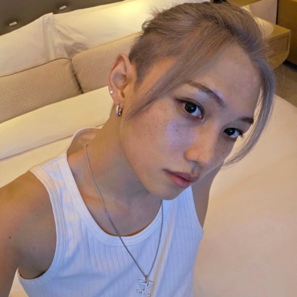 Foto aktivitas terbaru Felix (Stray Kids)