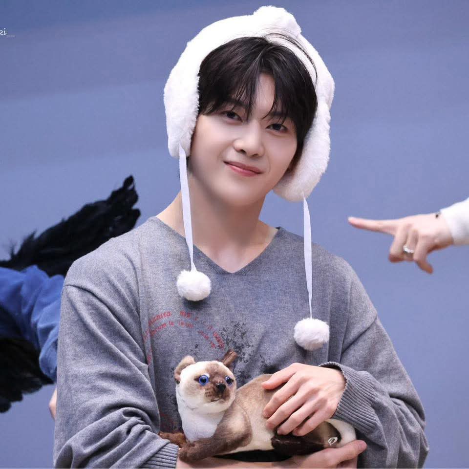 석매튜 (제로베이스원)의 최신 사진
