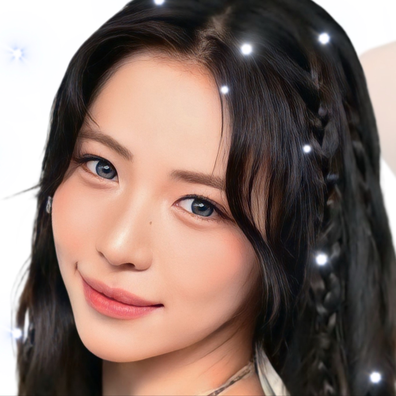 Latest photo of Maya (NiziU)