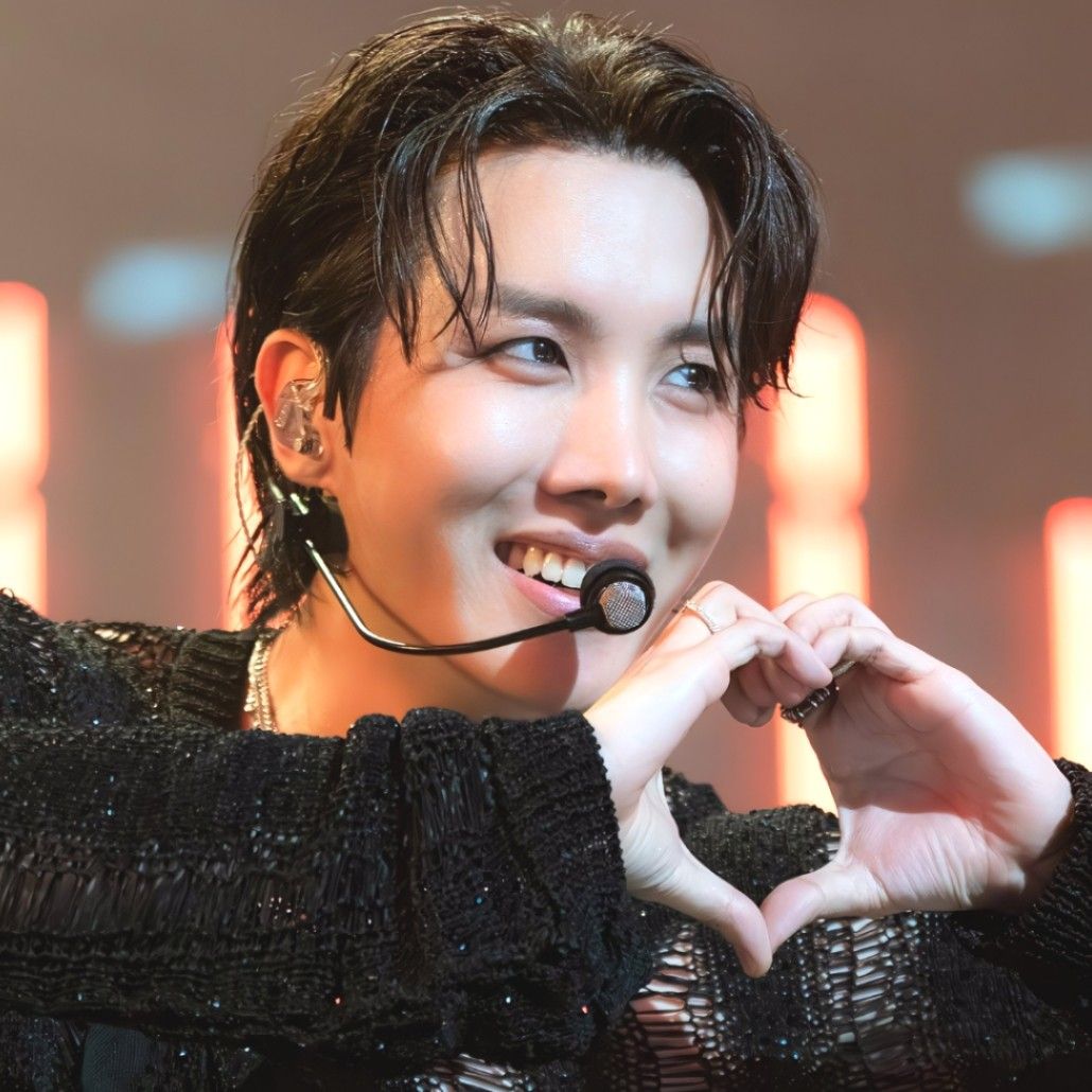 J-hope (防彈少年團)的幕後花絮