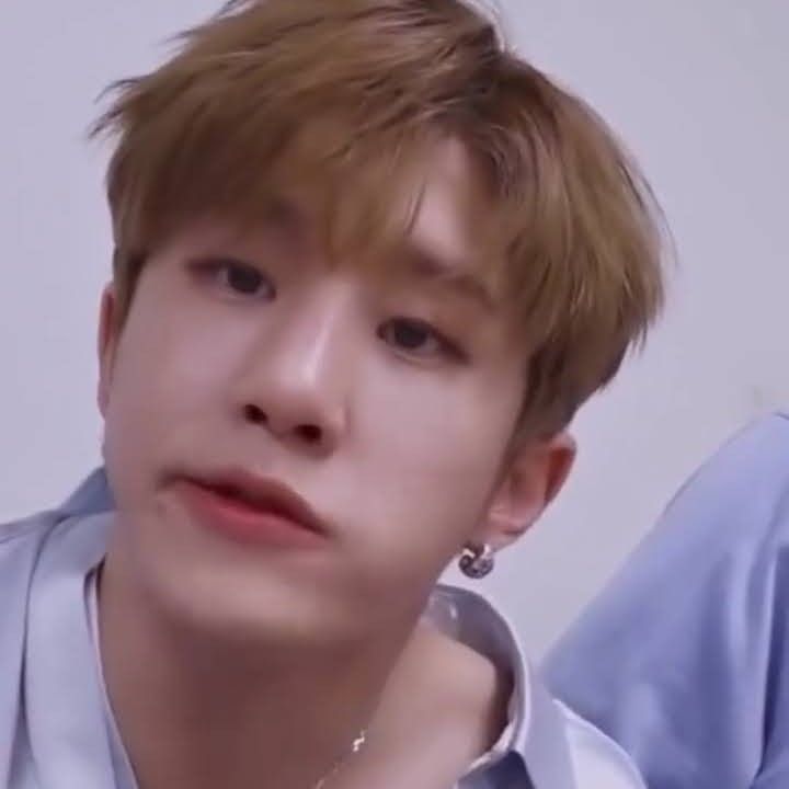 A moment captured by Jinjin (ASTRO)'s fan