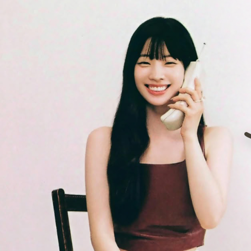 Latest photo of Chaeyoung (TWICE)