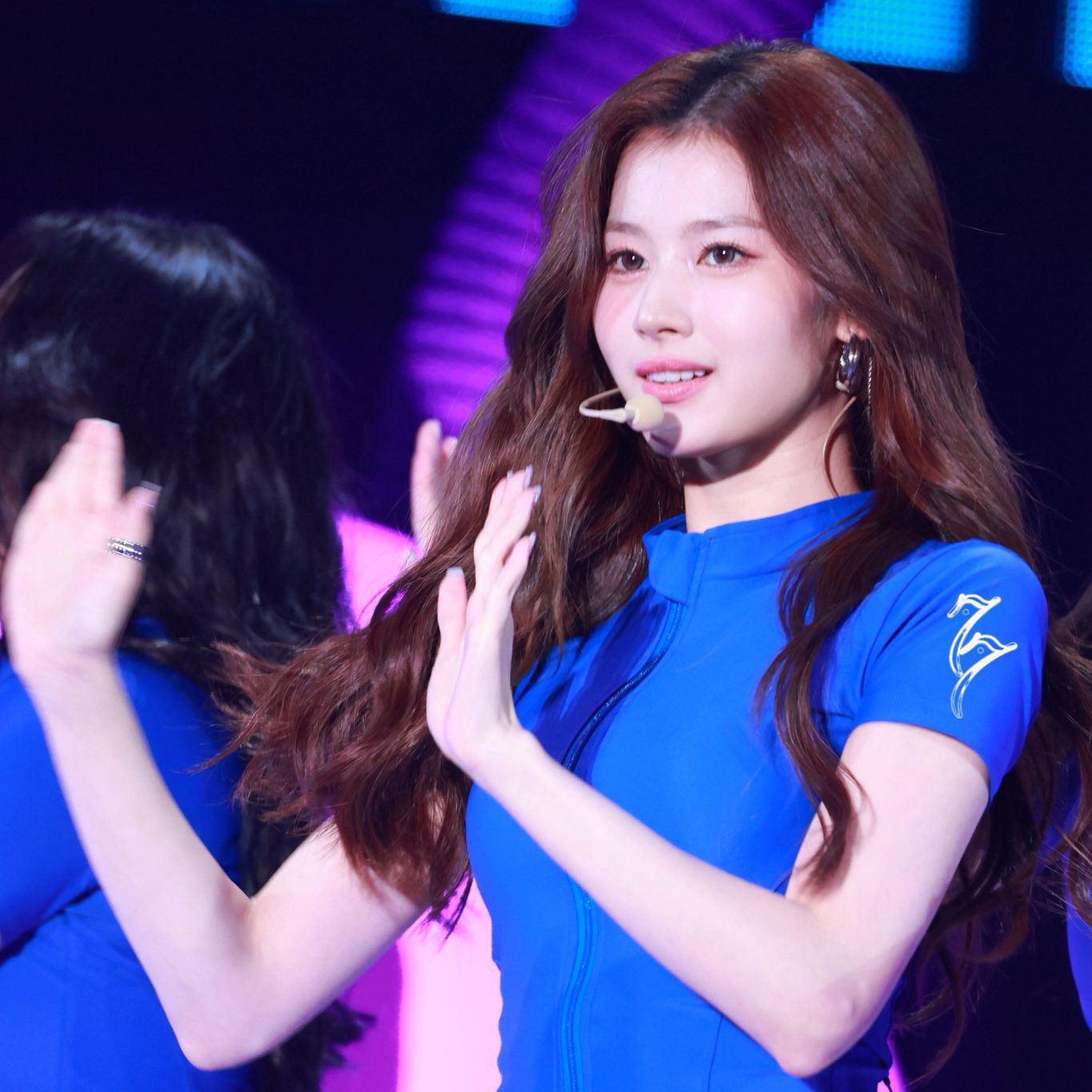 Sana (TWICE)的最新活动照片