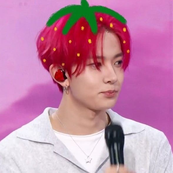 Foto terbaru Heeseung (ENHYPEN)