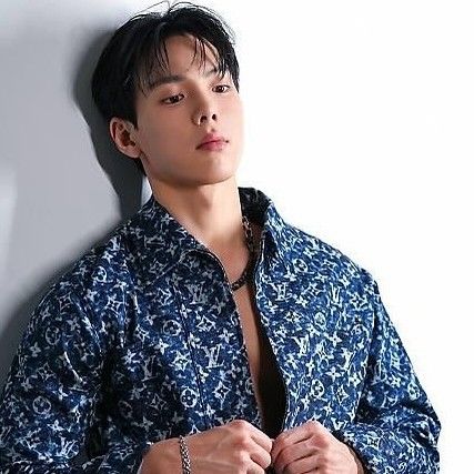 Shownu (MONSTA X)的最新活动照片