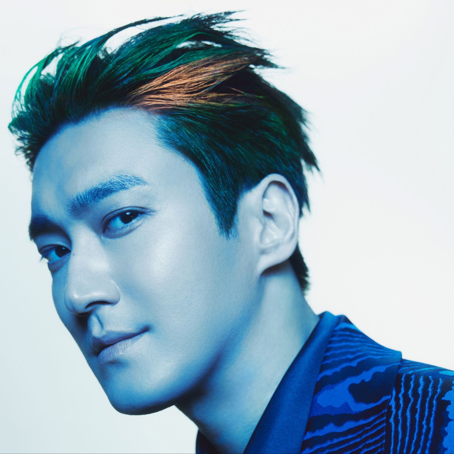Recent activity shot of Siwon (Super Junior)