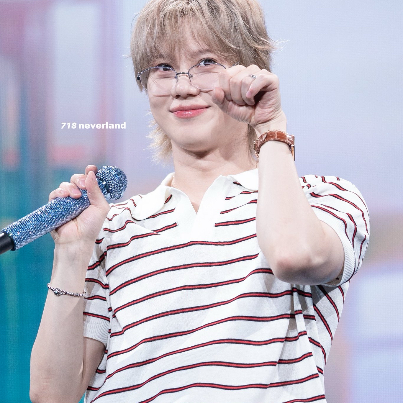 A moment captured by Taemin (SHINee)'s fan