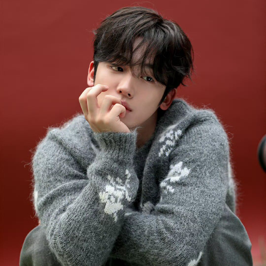 Latest photo of Kim Yohan (WEi)