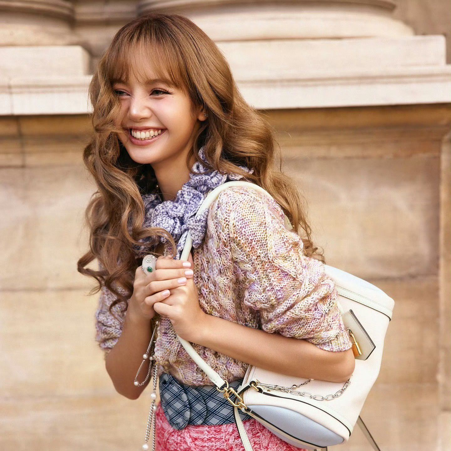 Lisa (BLACKPINK)的幕後花絮