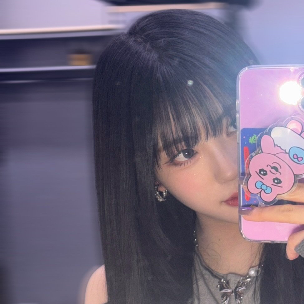 Behind-the-scenes cut of Koko (izna)