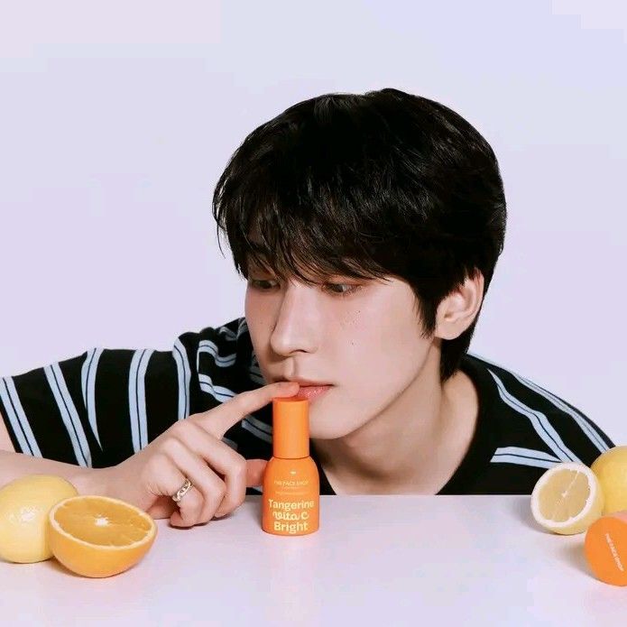 Recent activity shot of Wonwoo (SEVENTEEN)