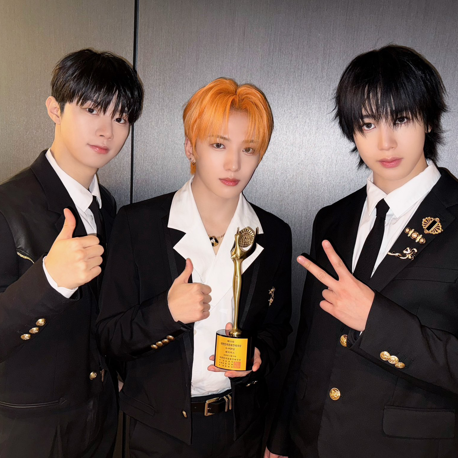 Hyunwoo (Xikers)的幕後花絮