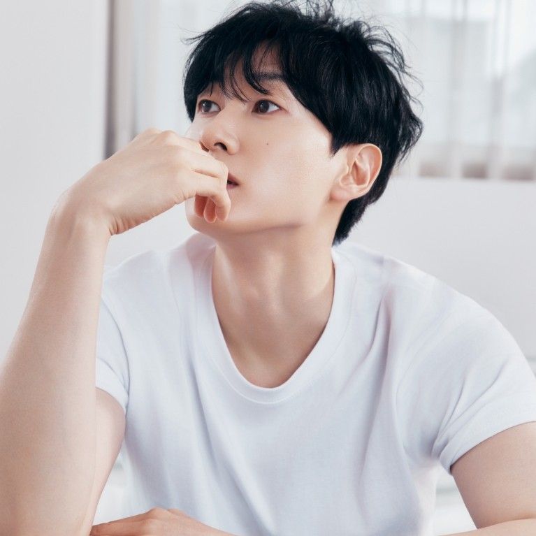 Recent activity shot of Eunhyuk (Super Junior)