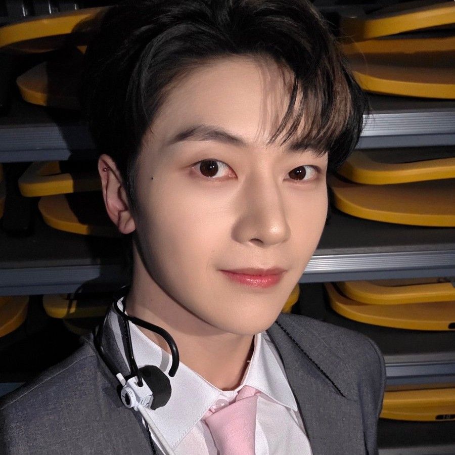 Behind-the-scenes cut of Seok Matthew (ZEROBASEONE)