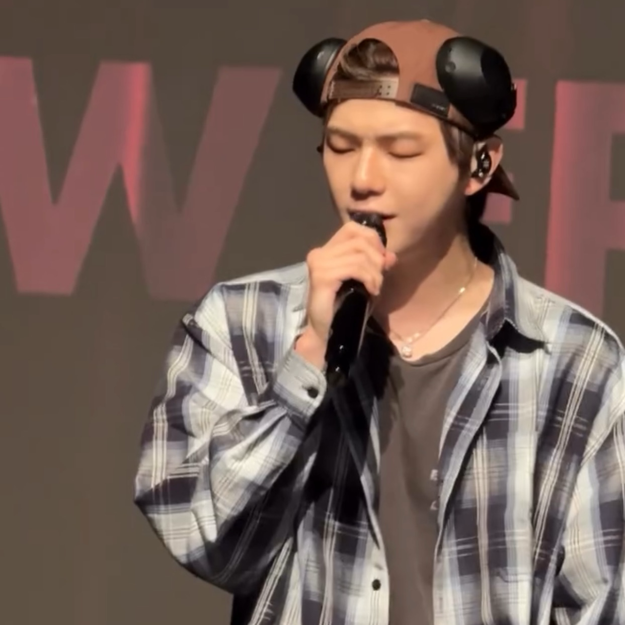 Momen yang diabadikan oleh penggemar Kang Daniel