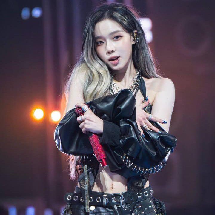 Winter (aespa)的幕後花絮