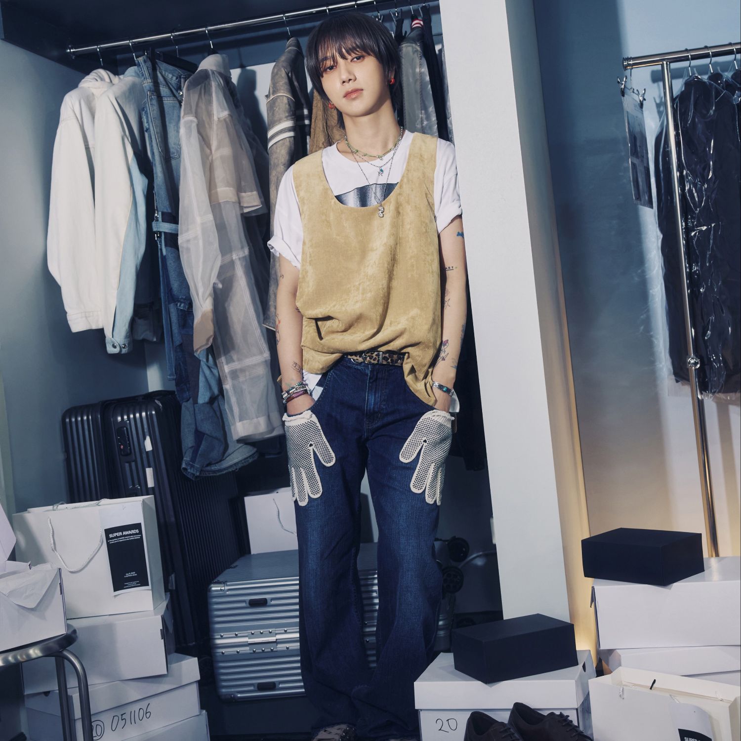 Behind-the-scenes cut of Yesung (Super Junior)