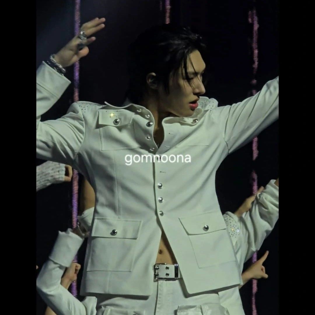 ソン・ミンギ (ATEEZ)の最新写真