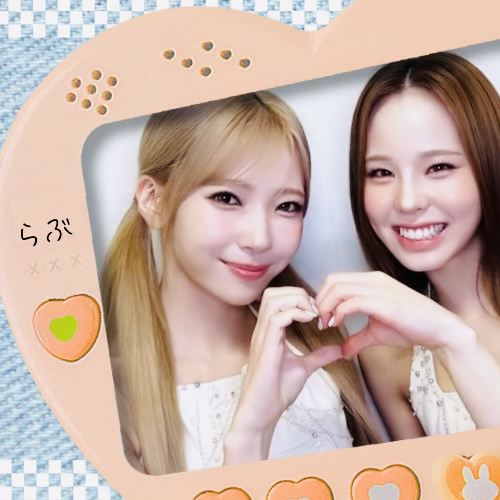 Latest photo of Mayuka (NiziU)