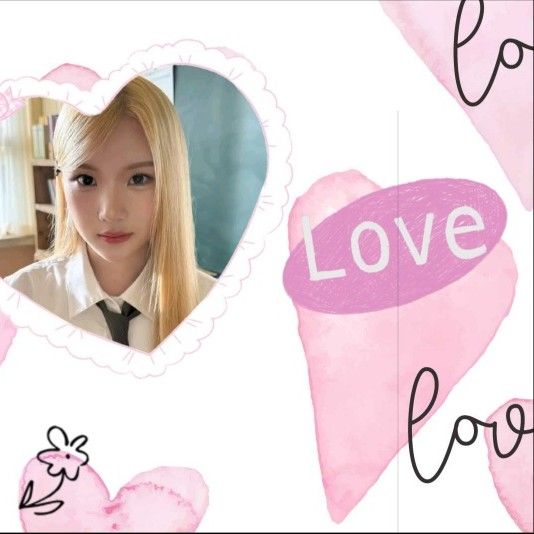 A moment captured by Juun (Hearts2Hearts)'s fan