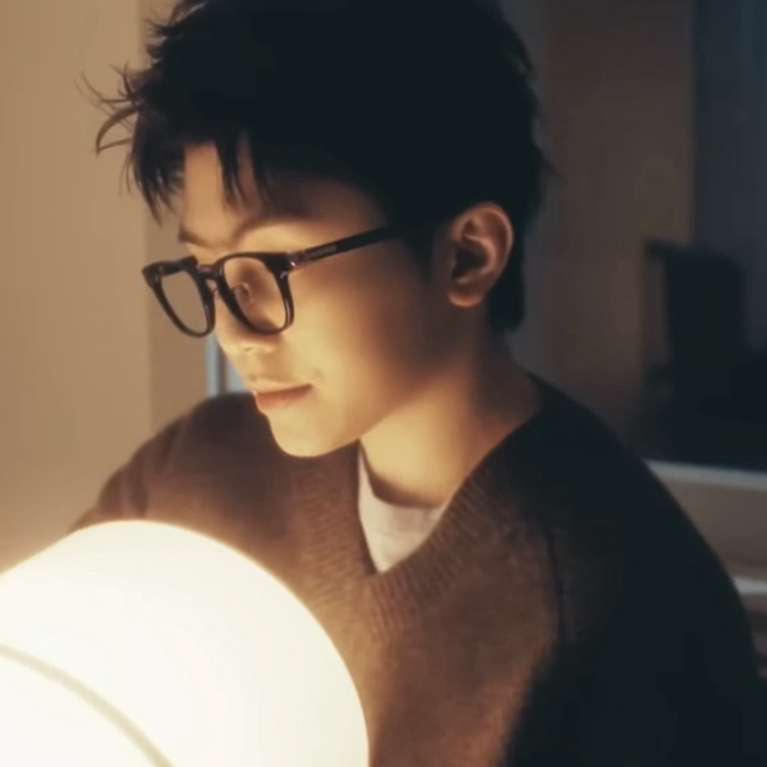 Latest photo of Woozi (SEVENTEEN)
