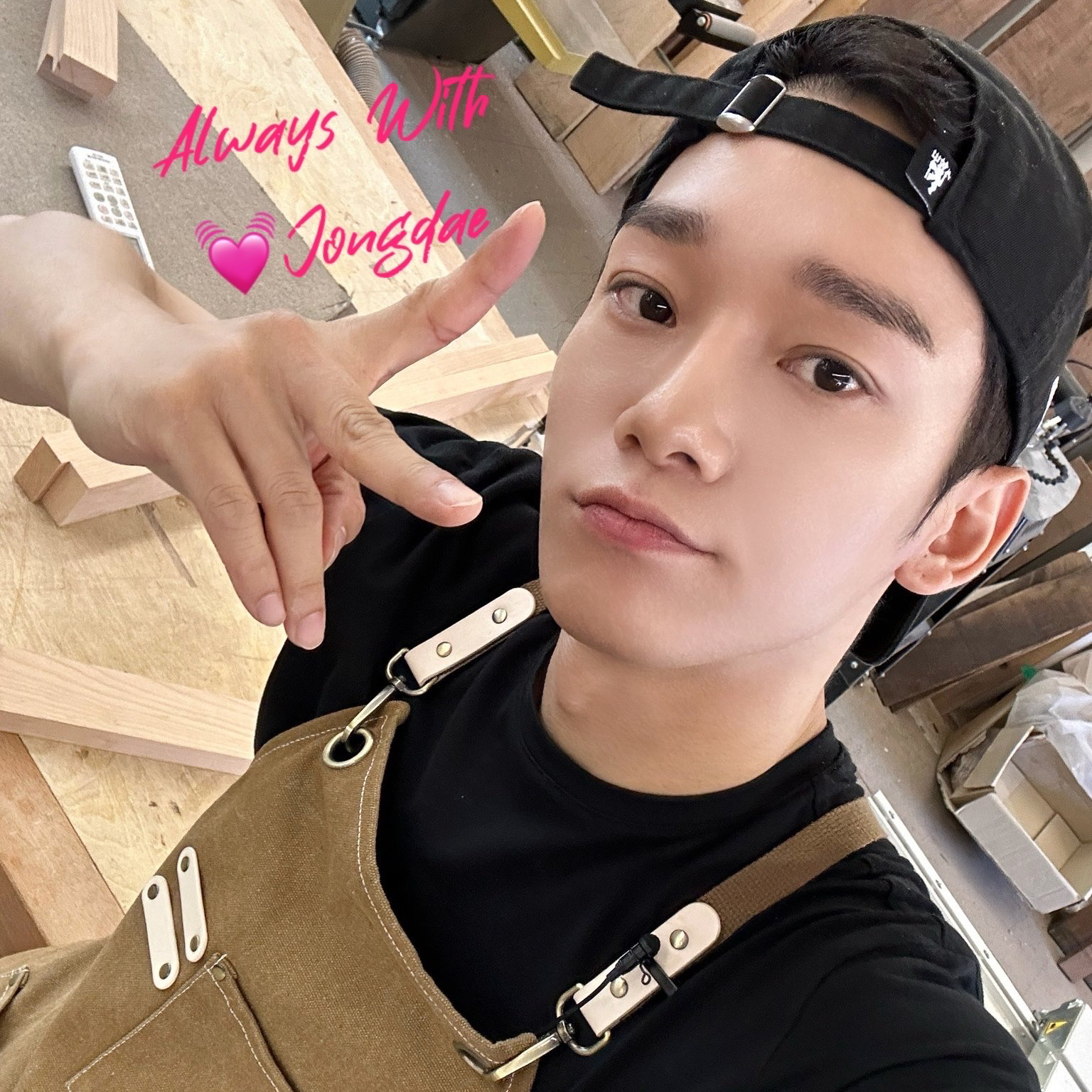 Latest photo of Chen (EXO)