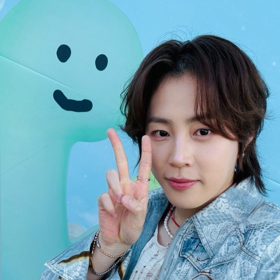 하성운 최근 활동샷