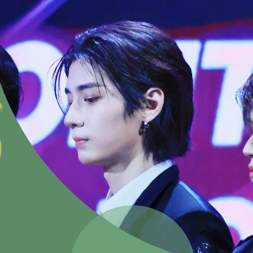 A moment captured by Leehan (BOYNEXTDOOR)'s fan