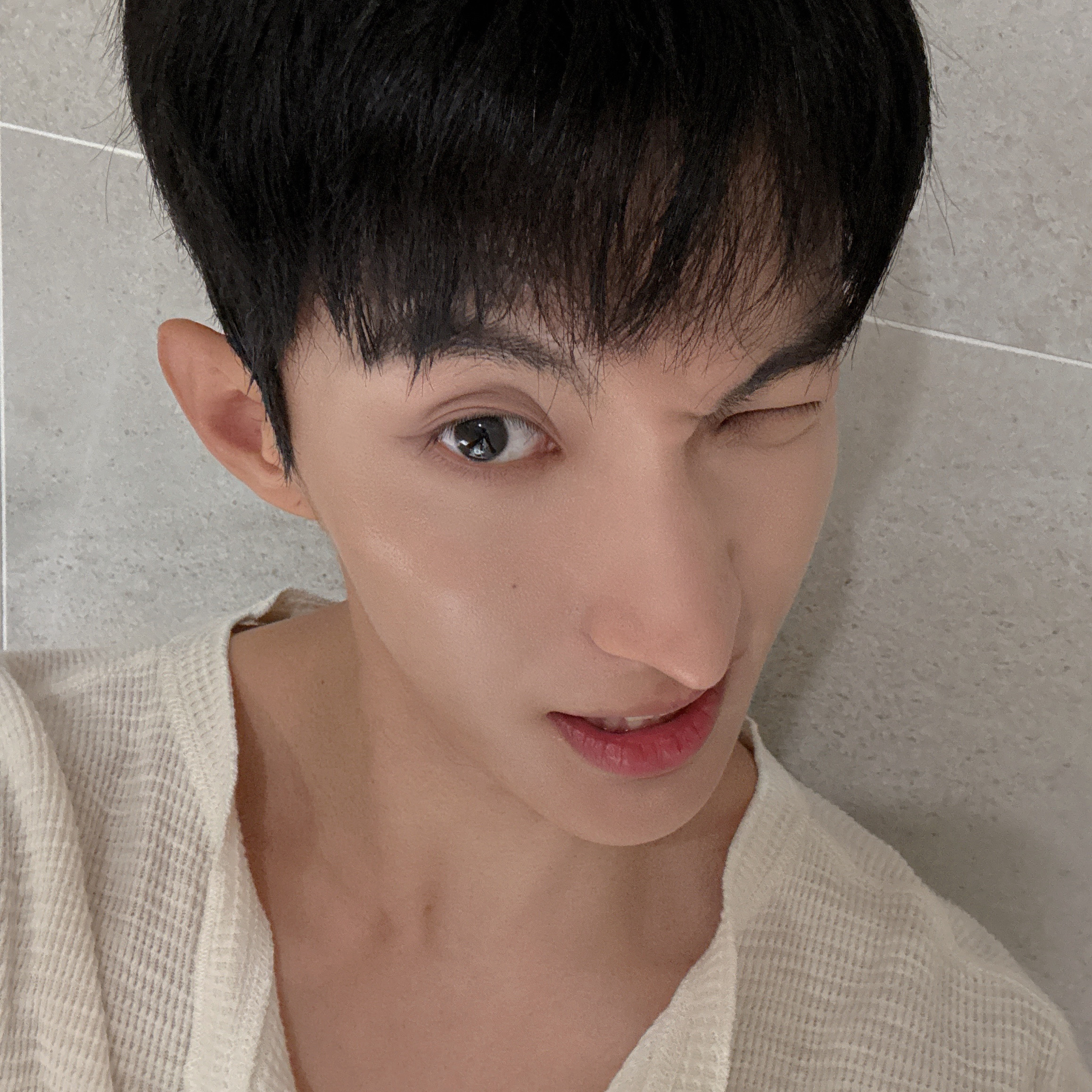 DK (SEVENTEEN)的最新活動照片
