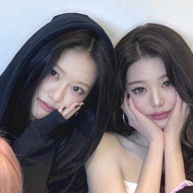 チャン・ウォニョン (IVE)の最近の活動写真