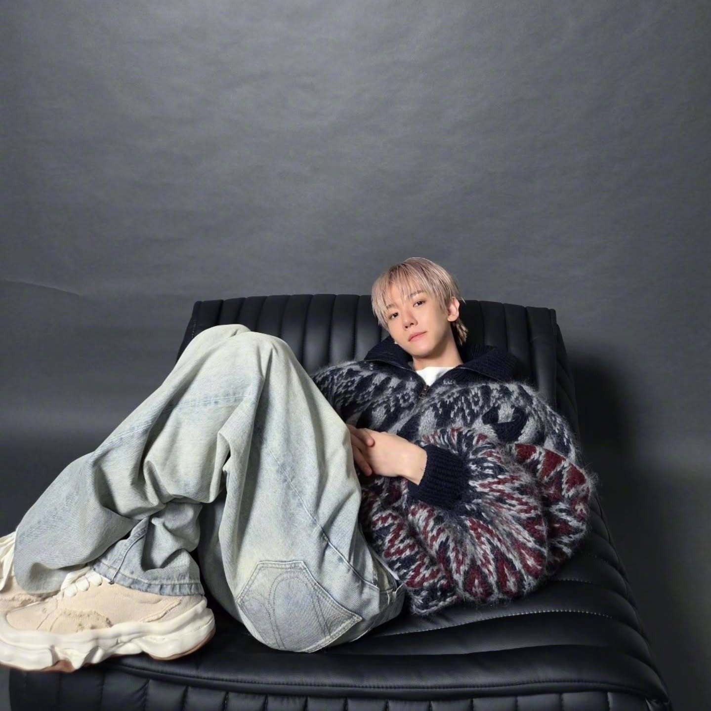 Behind-the-scenes cut of EXO