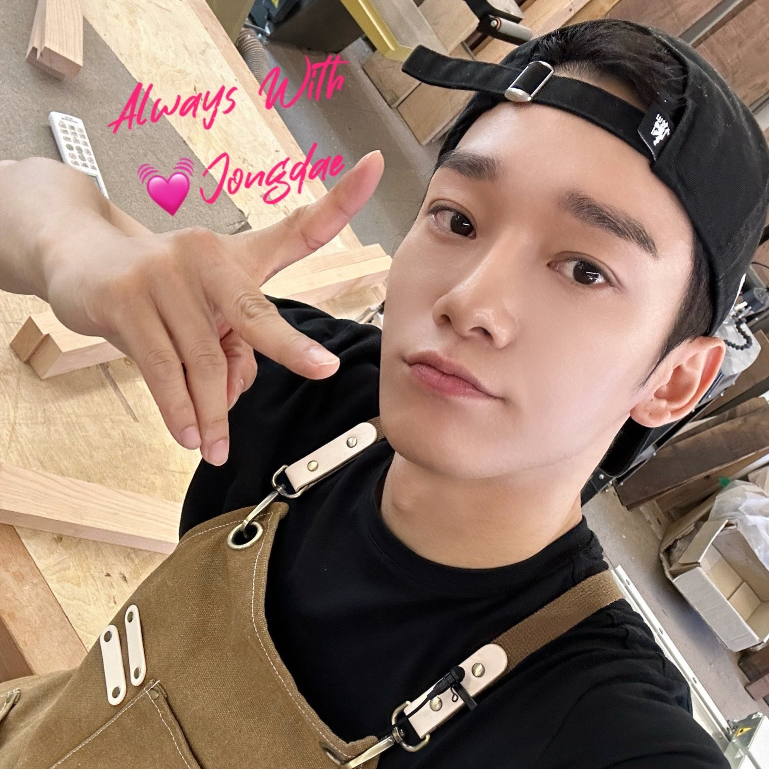 Latest photo of Chen (EXO)